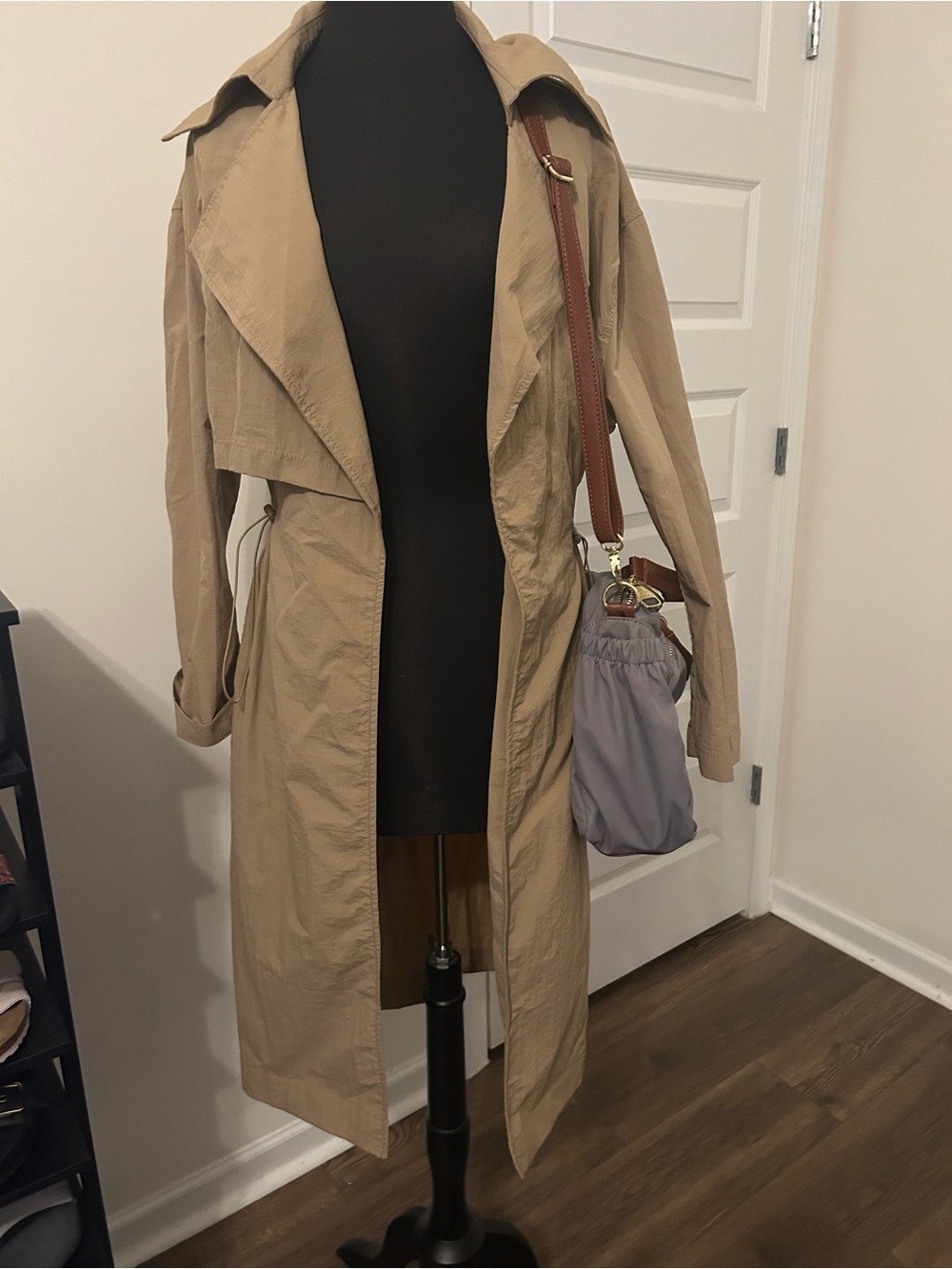Steve Madden Women's Ruched Taupe Shoulder Bag with Brown Handles - Picture 5 of 7